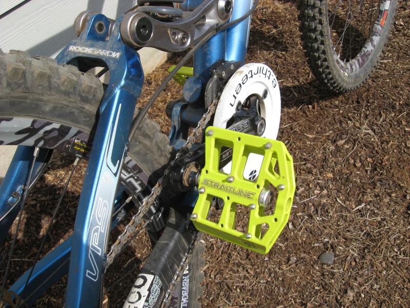 Straitline pedals (not all pinns needed with 5-10s. Good looking out Mike.