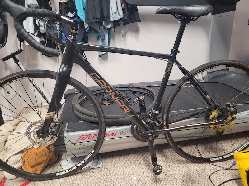 2016 Medium sized Garneau Garibaldi For Sale