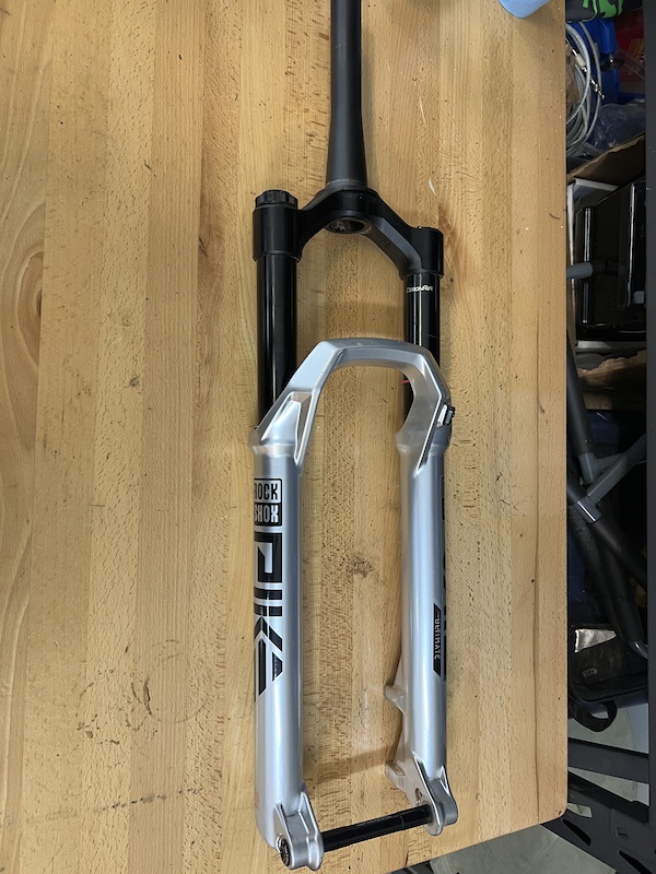 RockShox,  Pike C1 Debonair+ Shaft V2,