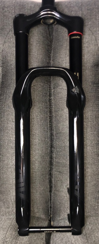 Fourche Suspension RockShox Lyrik Ultimate RC2 - 140 Mm De Débattement - Pour VTT Enduro/gravity - Tubes 35 Mm, Axe 15x110 Mm - 7