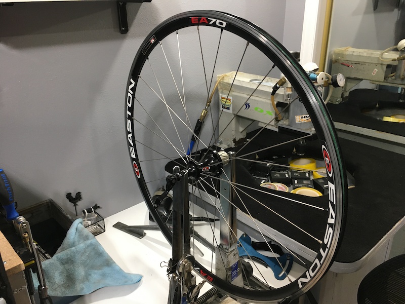 Road bike wheels For Sale