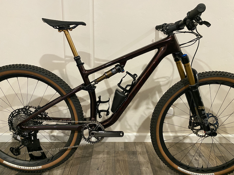 2022-specialized-epic-evo-pro-medium-only-ridden-5-times-for-sale