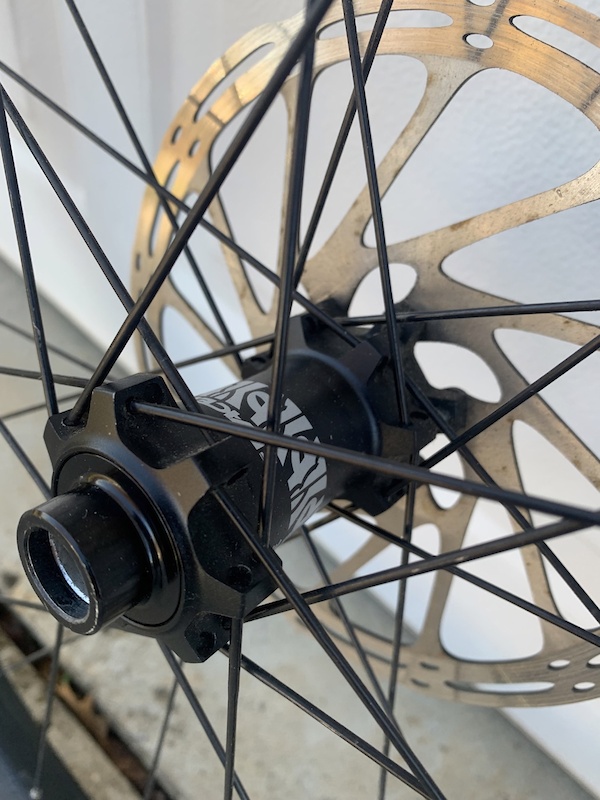 race face wheels 27.5