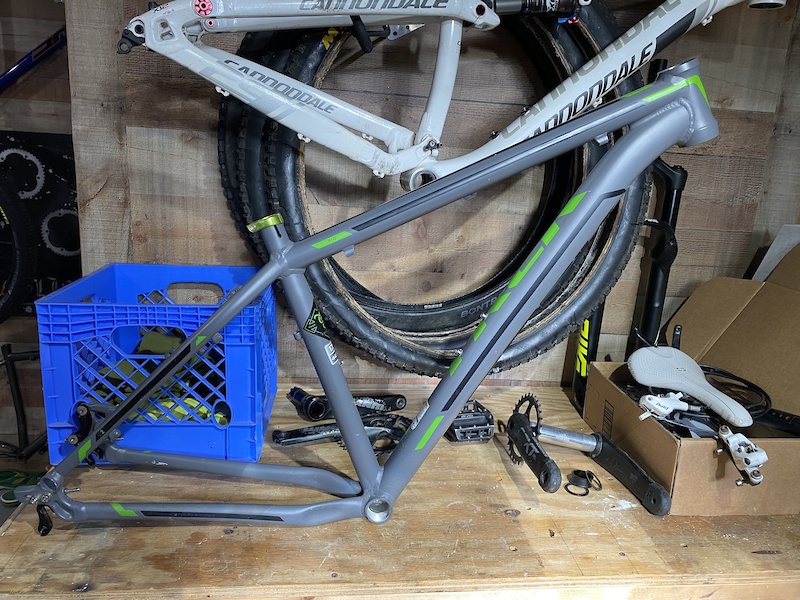 2015-trek-rig-29-single-speed-or-geared-frame-17-5-for-sale