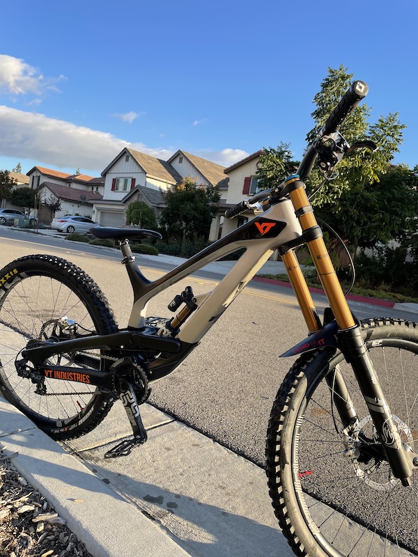 Yt tues cf discount pro race 2018