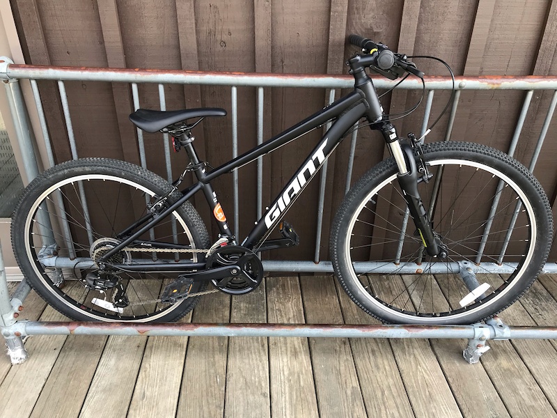 Giant atx 2 best sale 26 mountain bike 2021