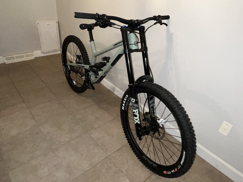 commencal furious essential