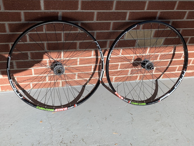 2019 Stans Flow MK3 DT Swiss 370 Wheel Set For Sale