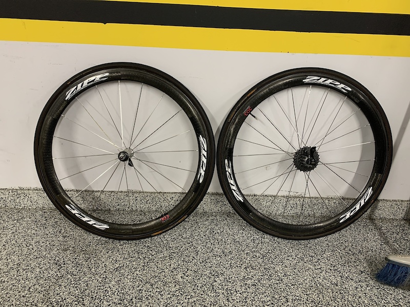 ZIPP 303 carbon rims For Sale