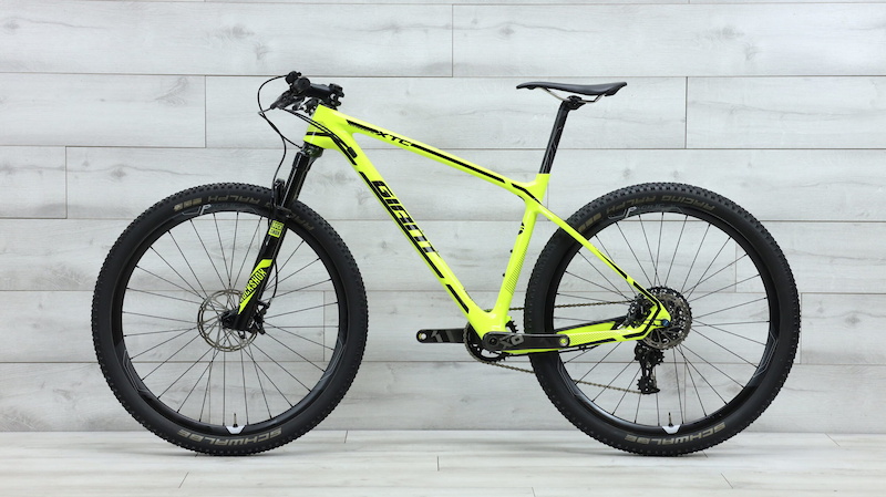 Giant xtc best sale 27.5 advanced 2016