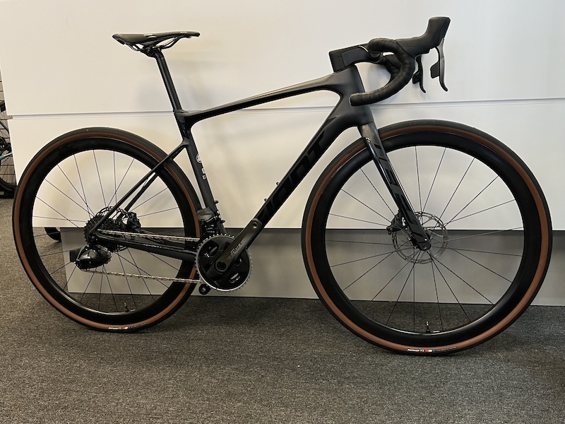 giant stealth stem