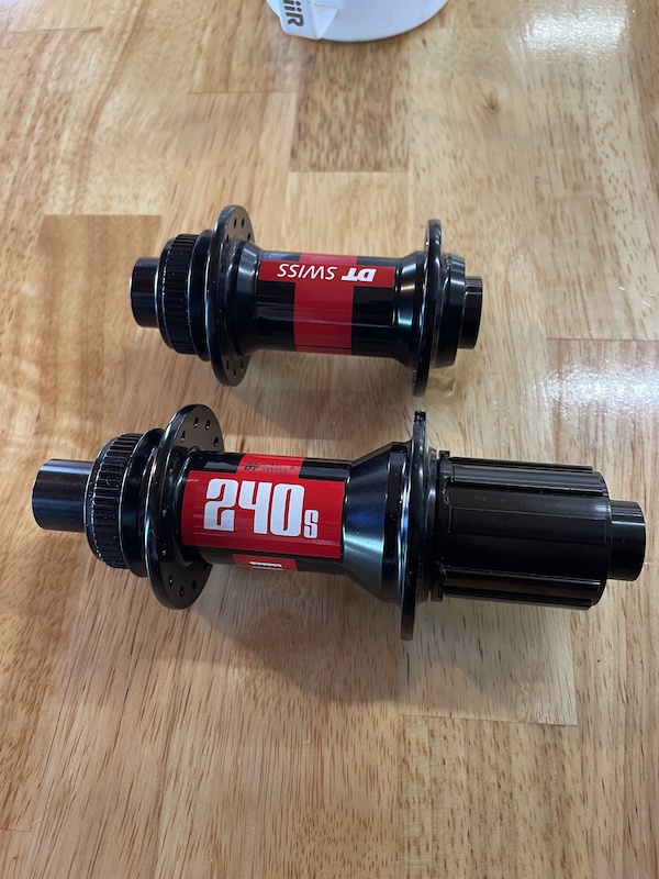 2021 DT Swiss 240 hub set 12x142/12x100 For Sale