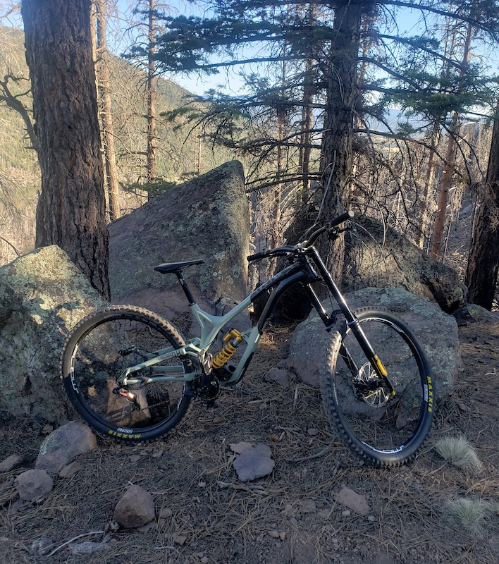 commencal supreme ohlins