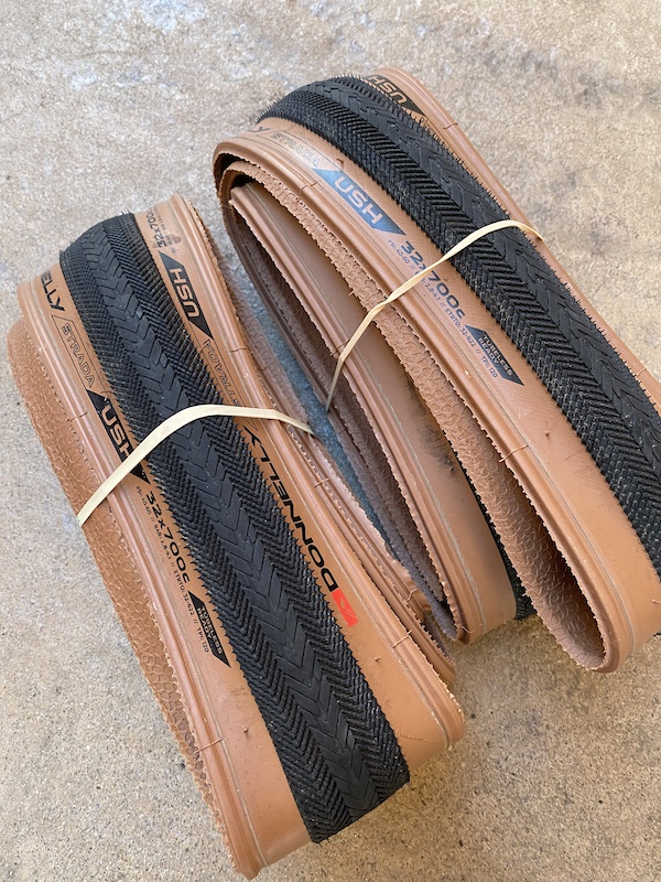 Donnelly Strada USH tubeless tires 700x32 For Sale