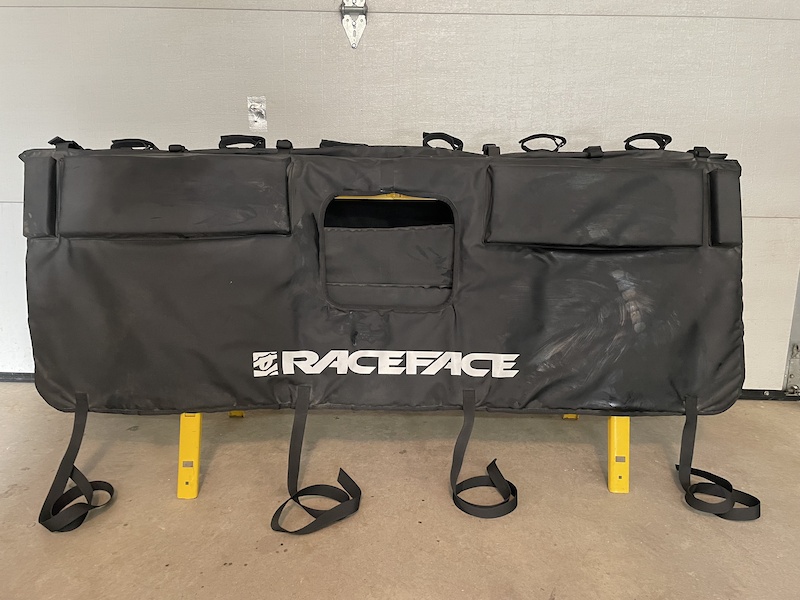 2022 Race Face T2 Tailgate pad For Sale