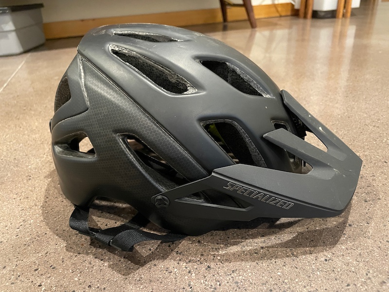 specialized ambush helmet with angi