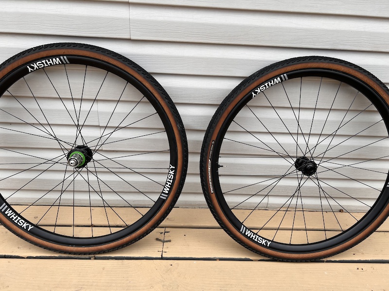 Whisky No. 9 30w carbon wheelset For Sale