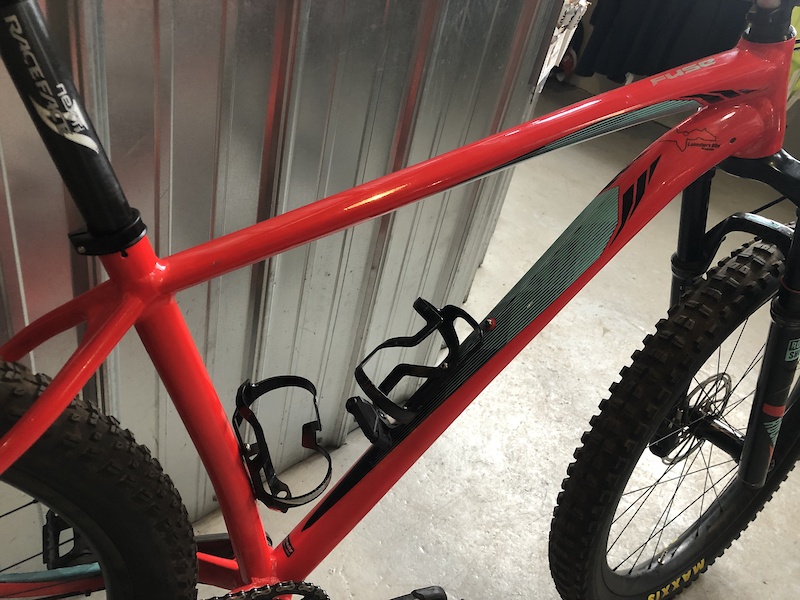 2016 Specialized Fuse Pro 6Fattie For Sale