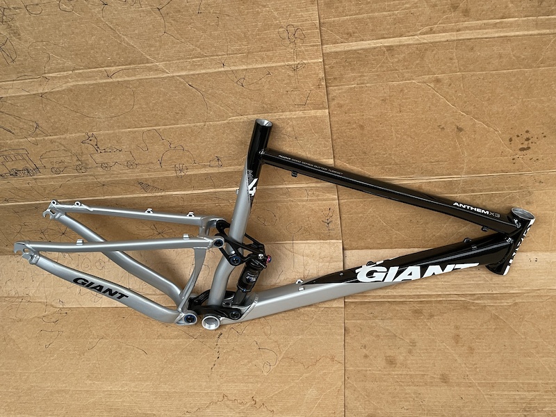 2009 NEW! NOS Giant Anthem X 26” 100mm MTB Frame LARGE For Sale