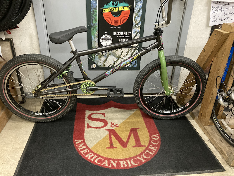 S&m hucker discount