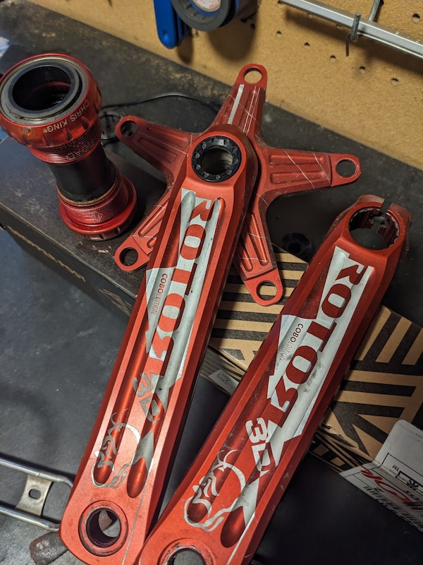Limited Edition Rotor / Red Bull Cranks w/ King BB For Sale