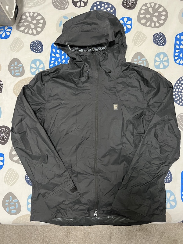 Orage Preen waterproof breathable jacket large For Sale