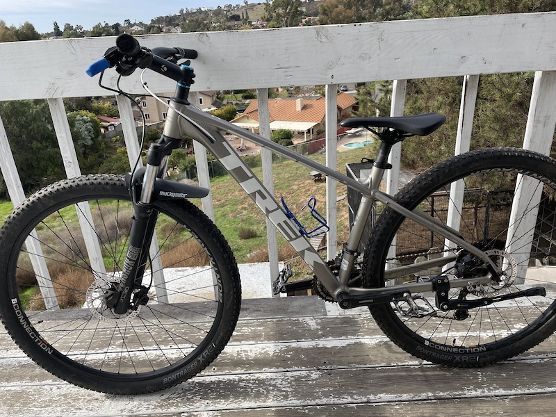 trek marlin 7 2019 for sale
