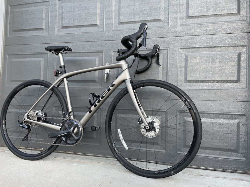 あるま　Domane SL 6 Disc 2019 Size54 Domane SL 6 Disc - Trek Bikes