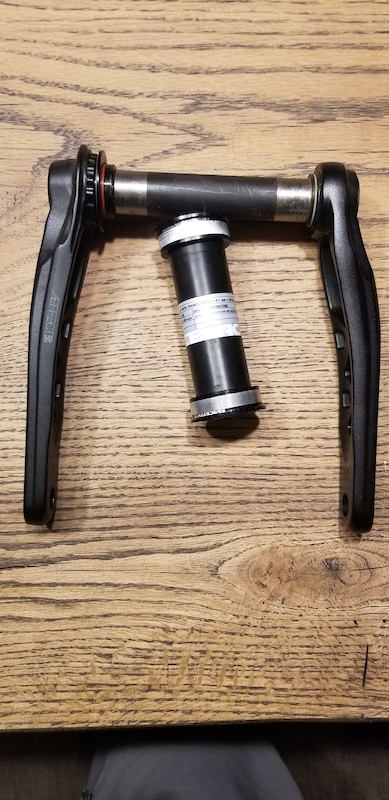 Race face fat clearance bike bottom bracket