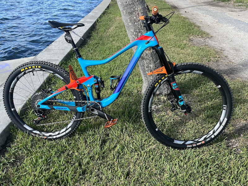 2018 Giant Trance Advanced 1 Full Carbon Medium For Sale