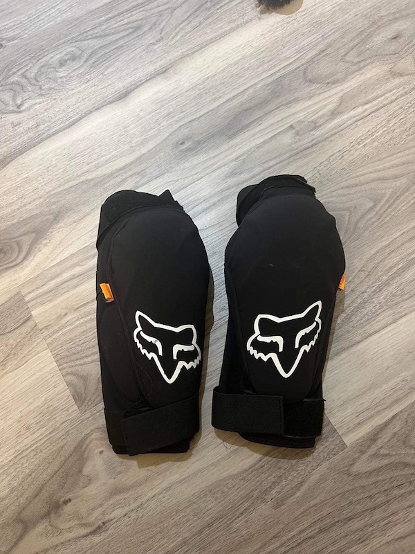 2022 Fox d30 knee pads youth For Sale