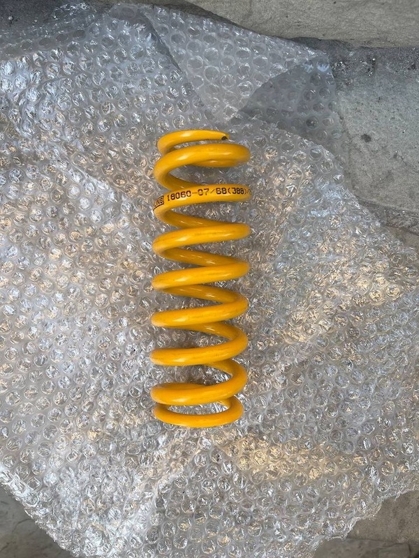 2021 Ohlins 388lbs spring for 240mm shox For Sale
