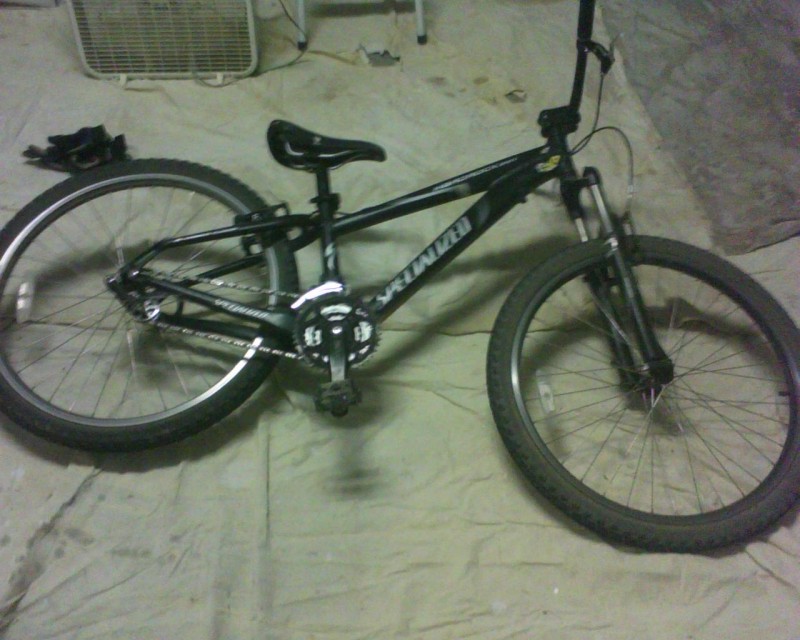 thats my specialized hardrock sport with single speed surley conversion