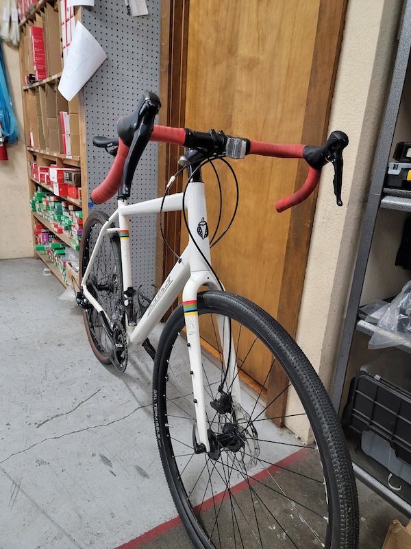 Salsa journeyman best sale 700 sora