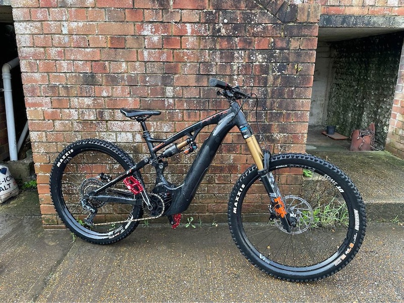 whyte e180 rs v2