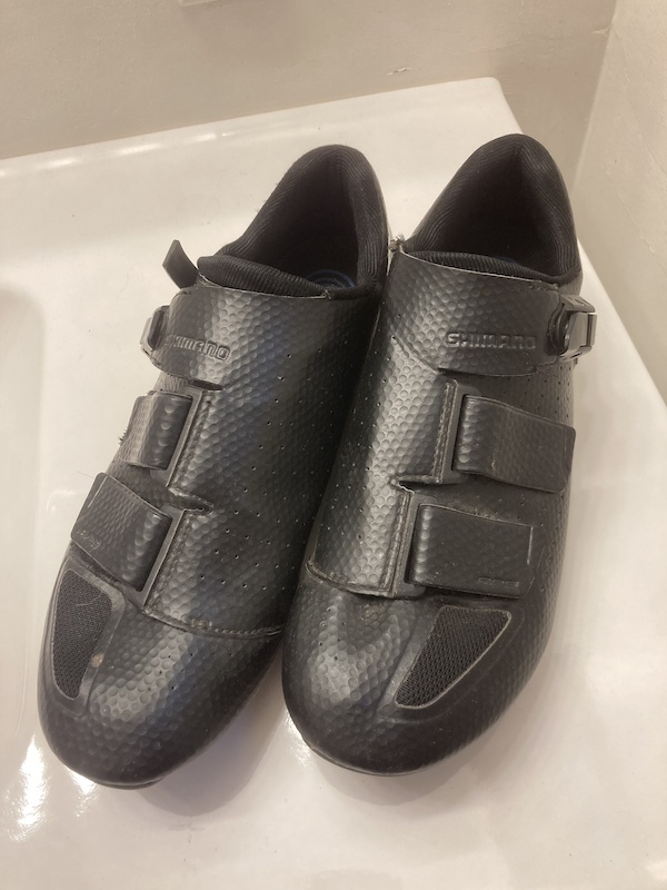 Shimano RP5 road shoes For Sale