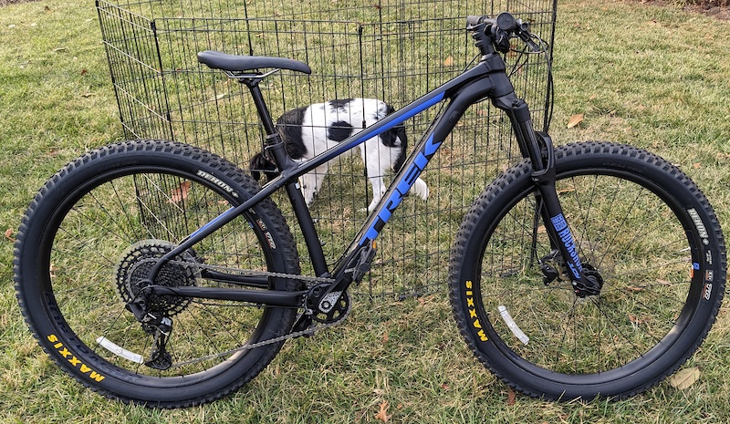 Trek roscoe 8 online 2019 stores