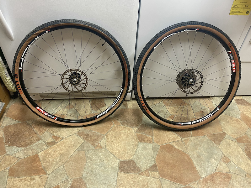 chris king wheelset 700c