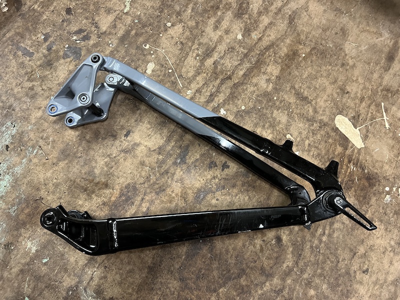 Trek 2025 rear triangle