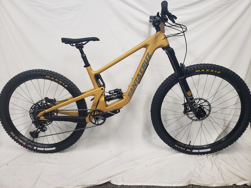 2022 Like New Santa Cruz Bronson MX Wheel Gold R Build M For Sale