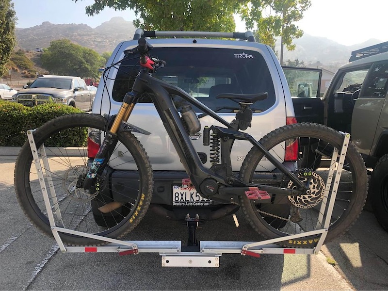 2022 1up Bike rack in excellent condition For Sale