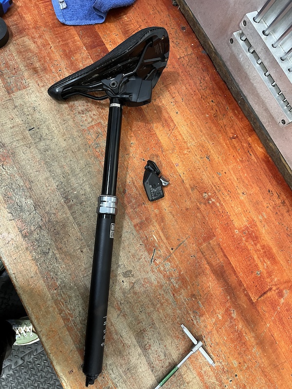 2022 Rockshox Reverb Axs 170 For Sale