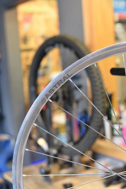 2022 Polished ASTRAL SOLSTICE wheelset For Sale