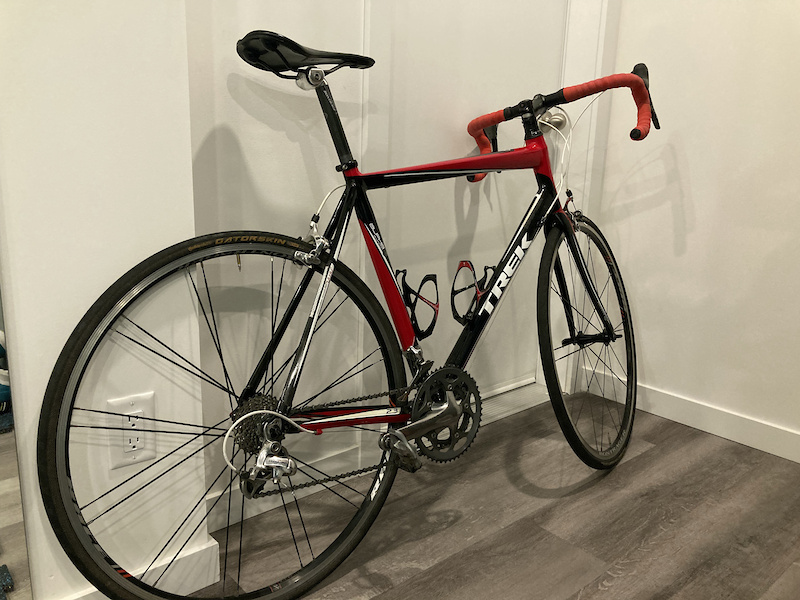 Trek 2.3 road online bike