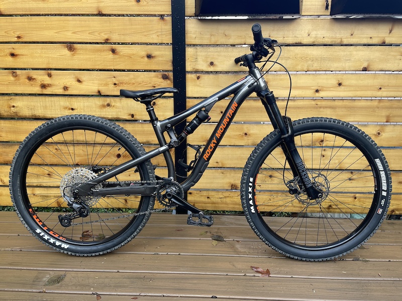 2021 XS Rocky Mountain Thunderbolt A10 (lightly used) For Sale