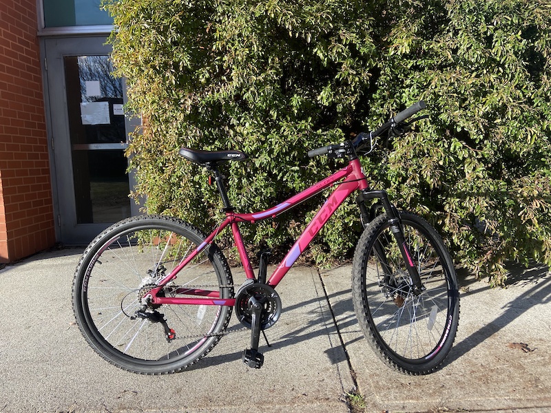 Ccm slope sales mountain bike