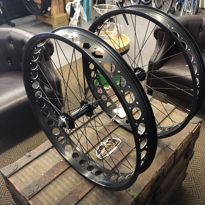 2023 135/170mm Q/R Fat Bike Wheels Hand Built For Sale