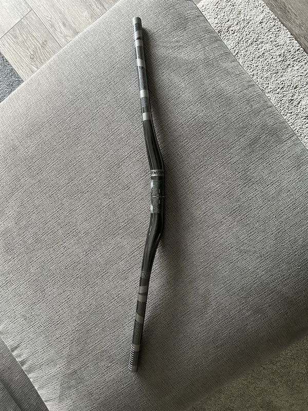 nukeproof carbon handlebars