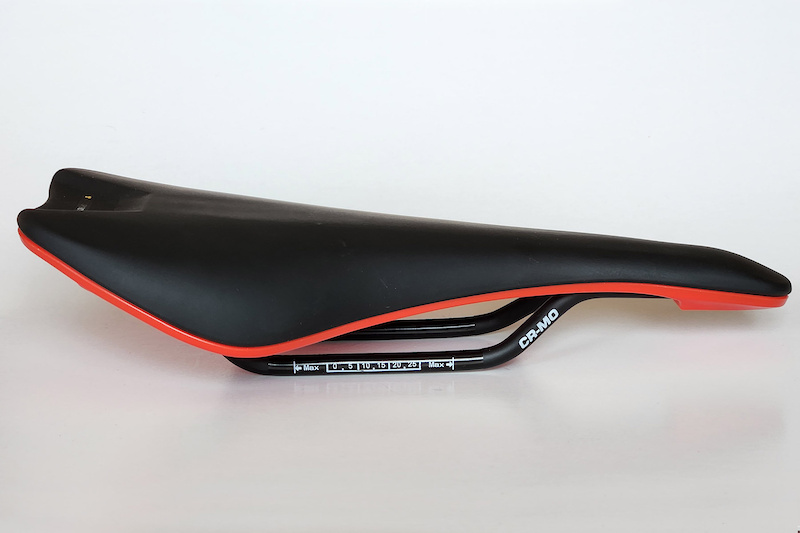 nukeproof vector saddle