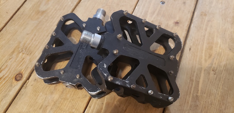 2004 Vintage Cannondale flat pedals For Sale